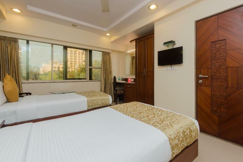 Oyo 10007 Hotel Grace Residency Bombaim Exterior foto