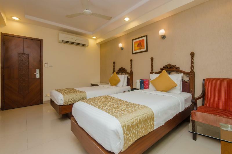 Oyo 10007 Hotel Grace Residency Bombaim Exterior foto