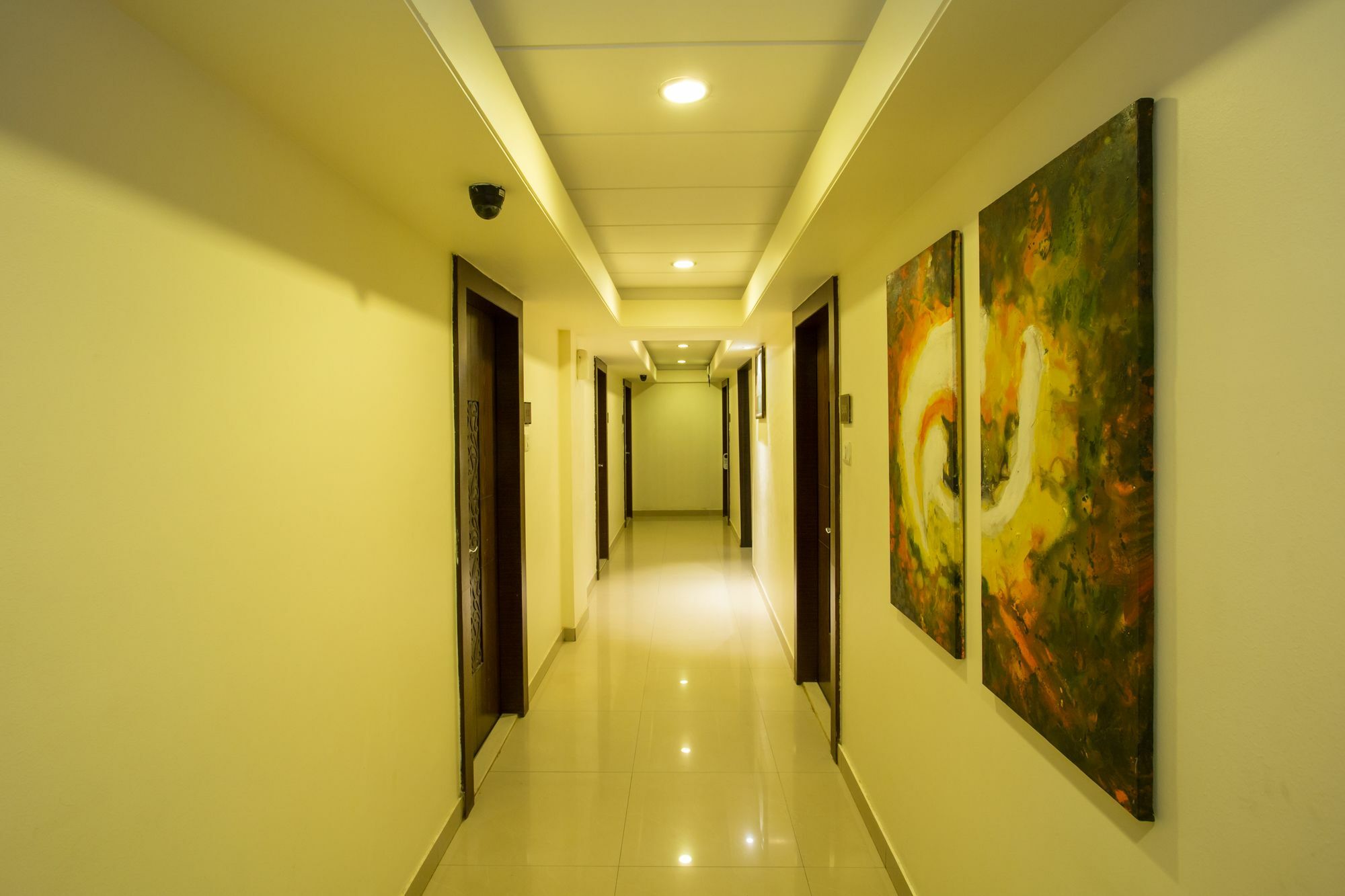 Oyo 10007 Hotel Grace Residency Bombaim Exterior foto