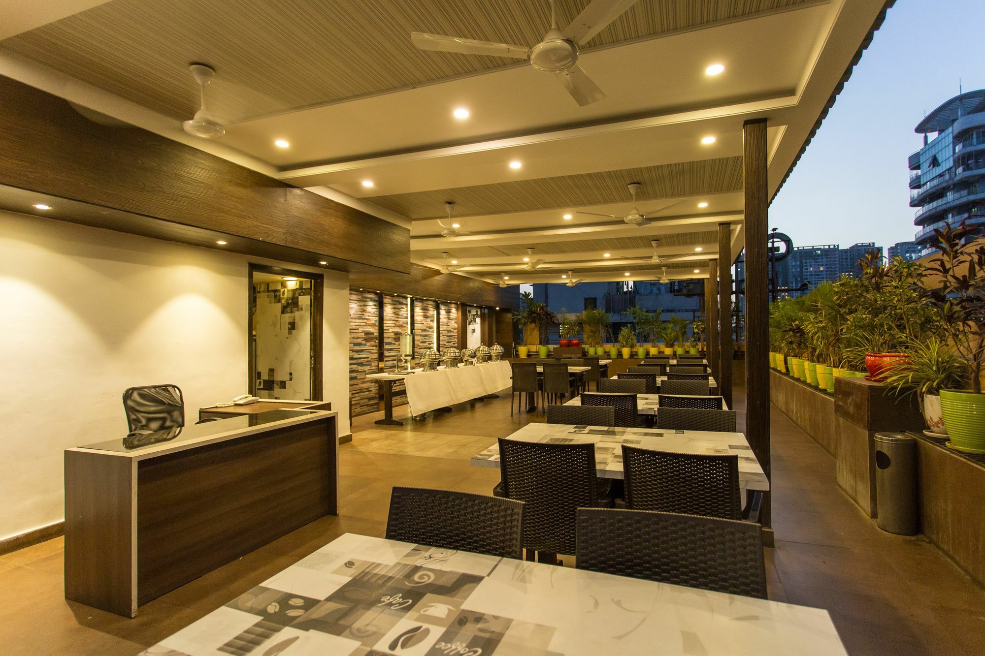 Oyo 10007 Hotel Grace Residency Bombaim Exterior foto